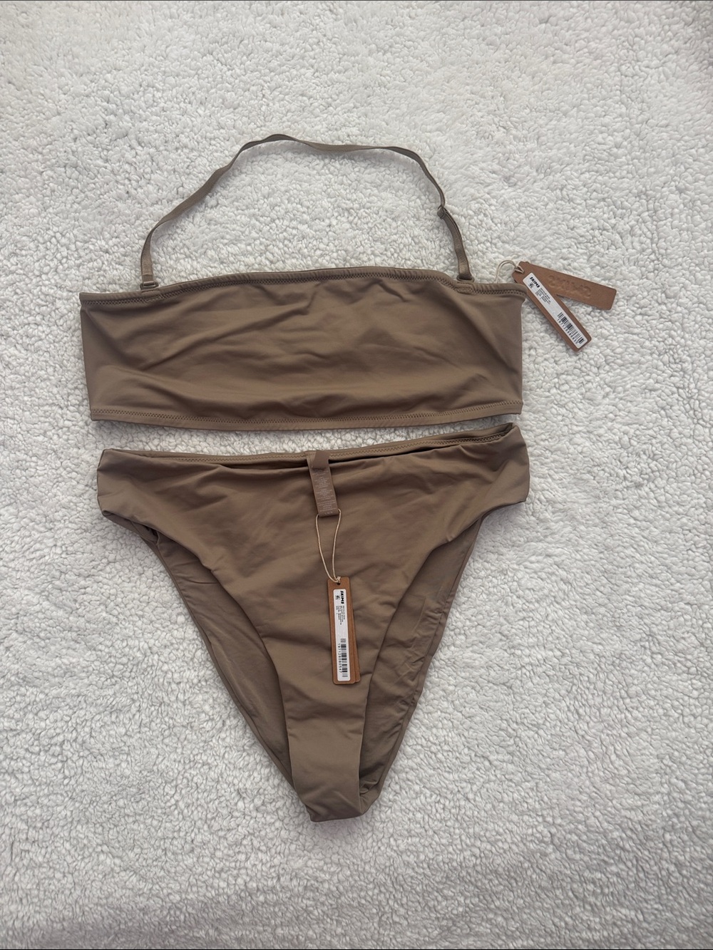 NWT SKIMS SET SWIM STRAPLESS BANDEAU BIKINI TOP DESERT & MID WAIST BOTTOMS LARGE